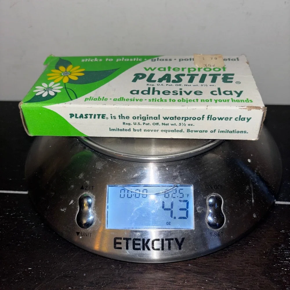Vintage | Plastite Waterproof‎ Adhesive Clay | Original Box | Great Graphics